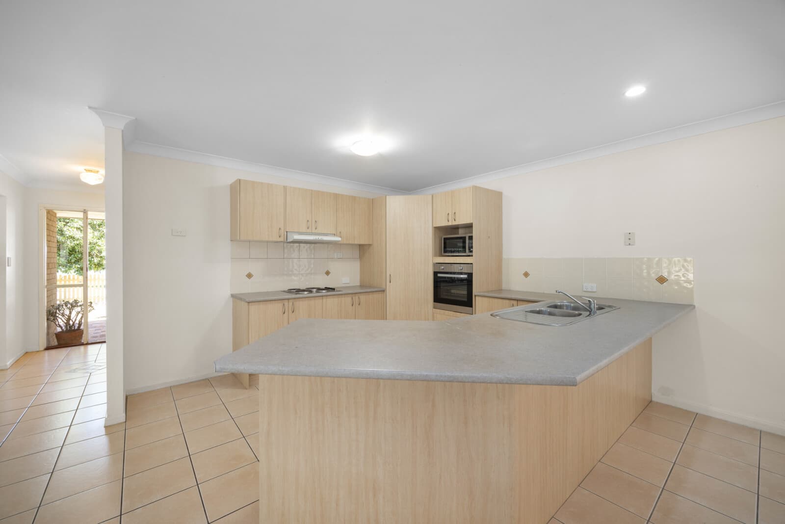 6 Bellcarra Place Little Mountain QLD 4551, Little Mountain - Thumbnail 6
