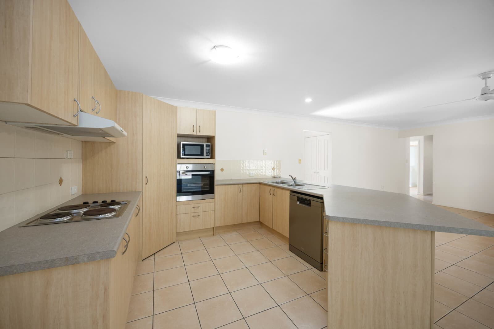 6 Bellcarra Place Little Mountain QLD 4551, Little Mountain - Thumbnail 7
