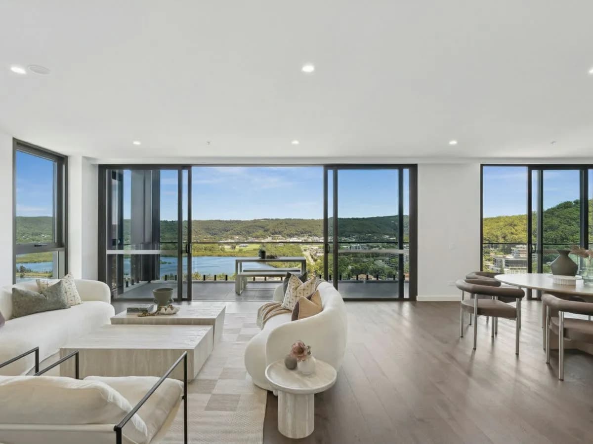 2401/36 Baker Street, GOSFORD, Gosford - Thumbnail 4