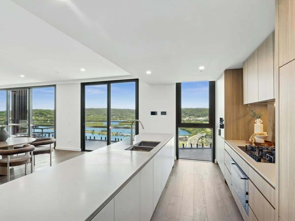 2401/36 Baker Street, GOSFORD, Gosford - Thumbnail 5