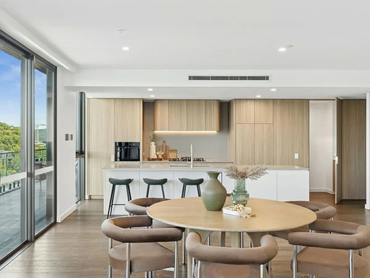 2401/36 Baker Street, GOSFORD, Gosford - Thumbnail 6