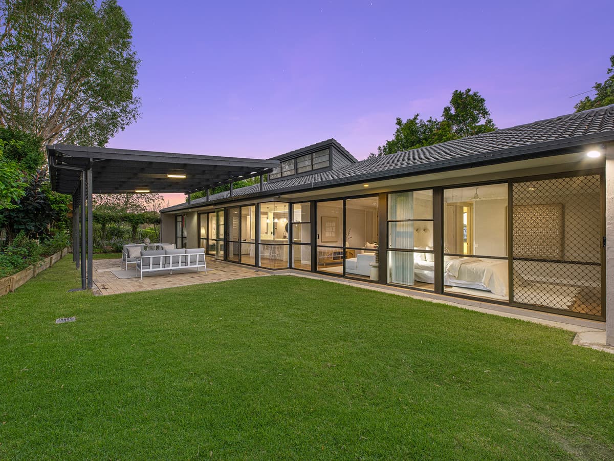 109 Arrabri Avenue, Mount Ommaney QLD 4074, Mount Ommaney - Image 1