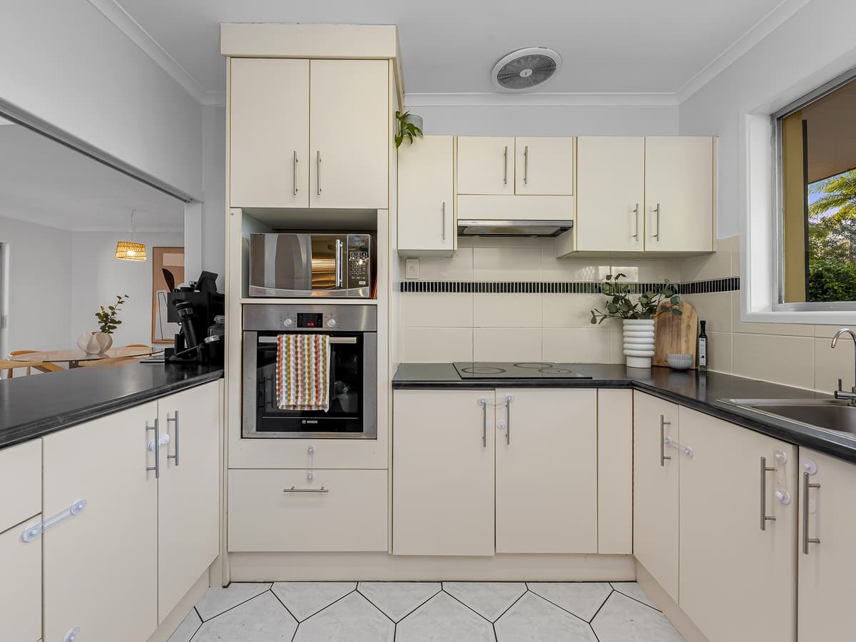 32 Pack Street, Jamboree Heights QLD 4074, Jamboree Heights - Thumbnail 5