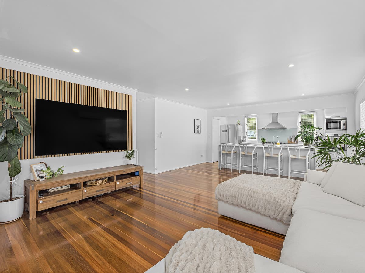 34 Spinnaker Street, Jamboree Heights QLD 4074, Jamboree Heights - Thumbnail 2