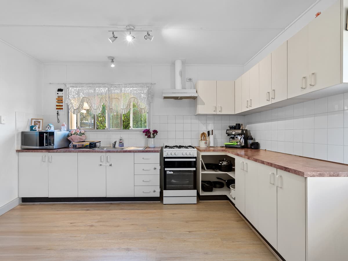 13 Wills Street, Leichhardt QLD 4305, Leichhardt - Thumbnail 7