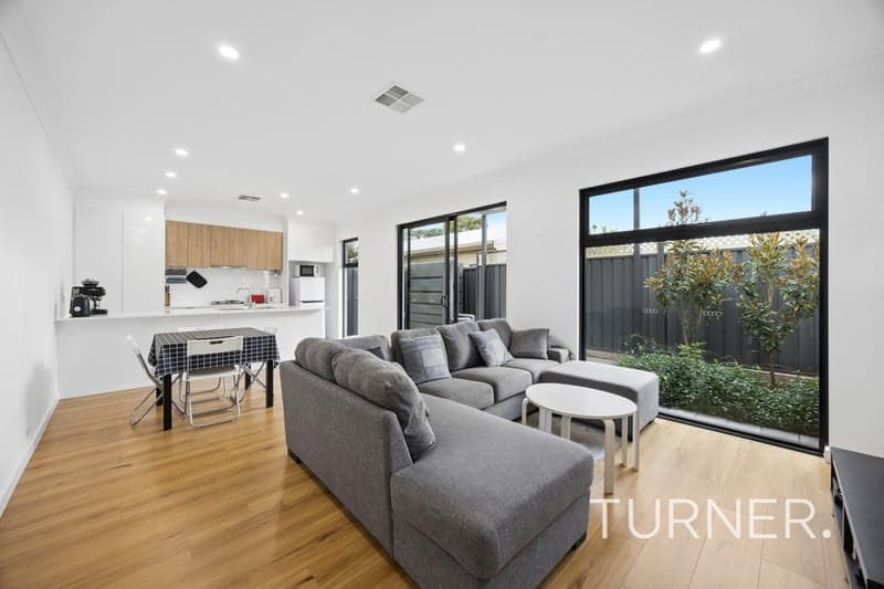 4/11 Melville Road, Paradise - Thumbnail 3