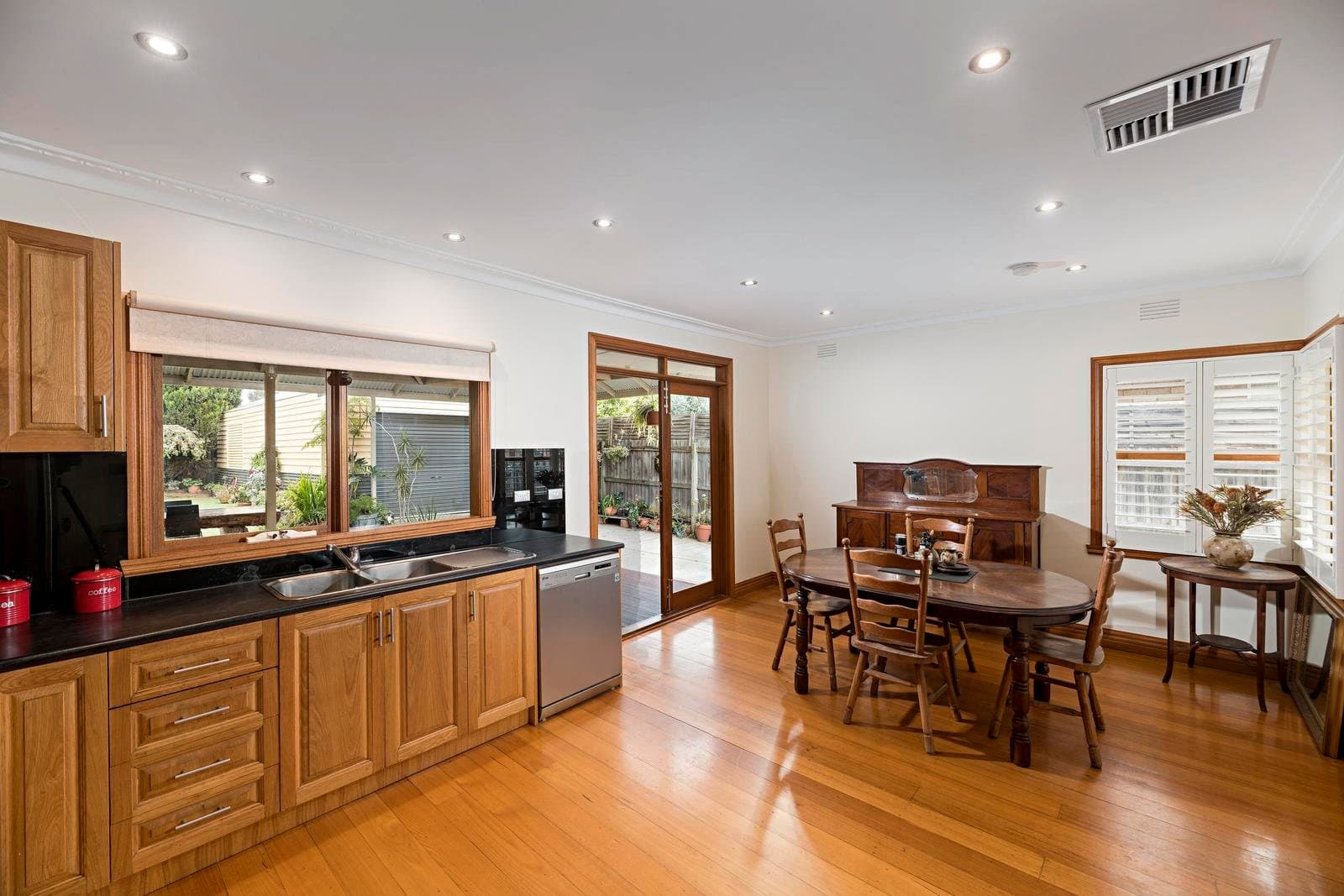 20 Duke Street, Avondale Heights VIC 3034, Avondale Heights - Thumbnail 3
