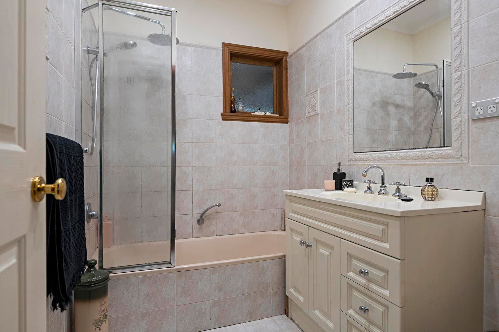 20 Duke Street, Avondale Heights VIC 3034, Avondale Heights - Thumbnail 4