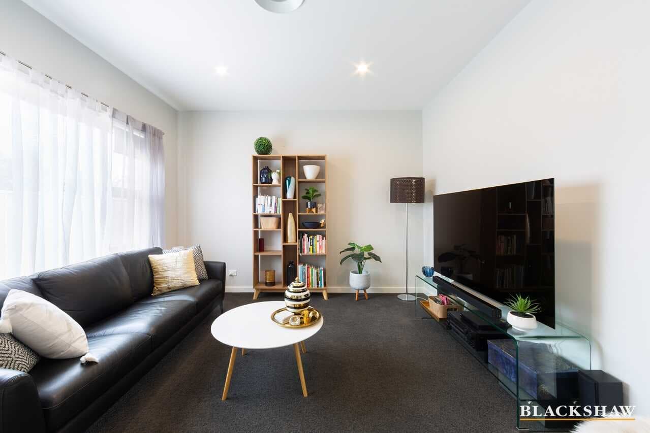 2/21 Bernacchi Street, Mawson, Mawson - Thumbnail 3