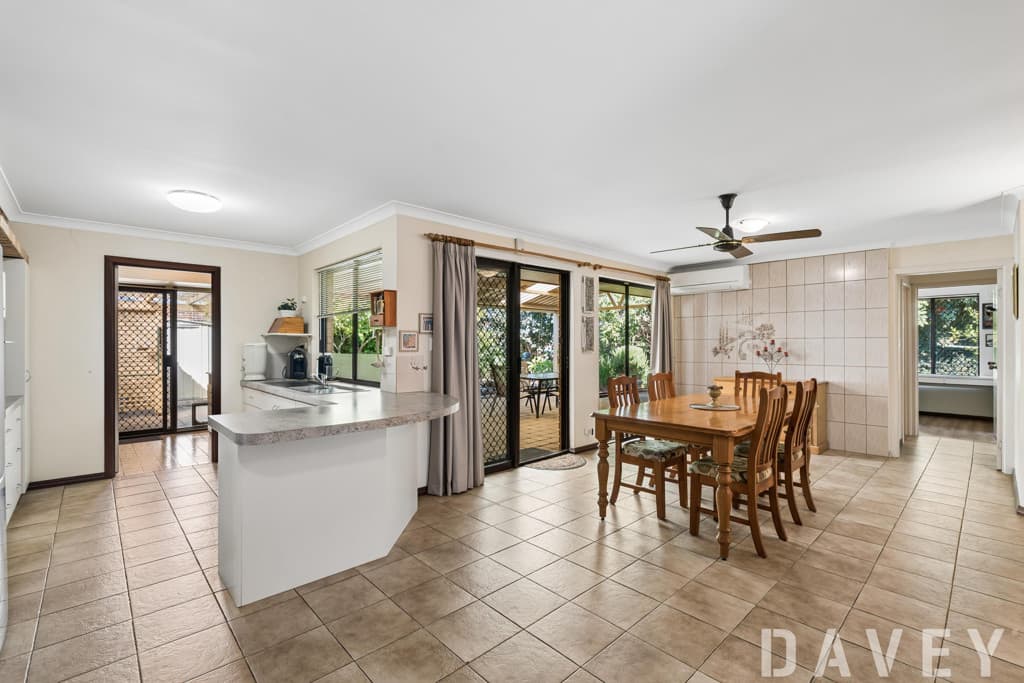 182 Twickenham Drive, Kingsley - Thumbnail 2