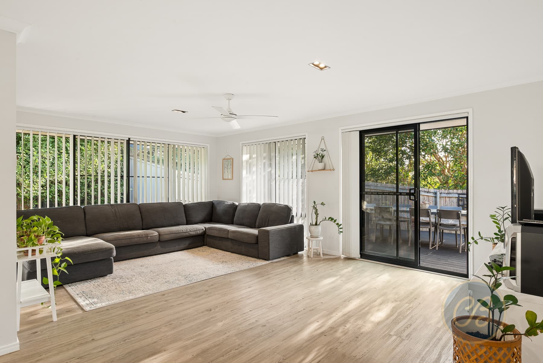 38 Larwood Place, Ferny Hills, Ferny Hills - Thumbnail 3