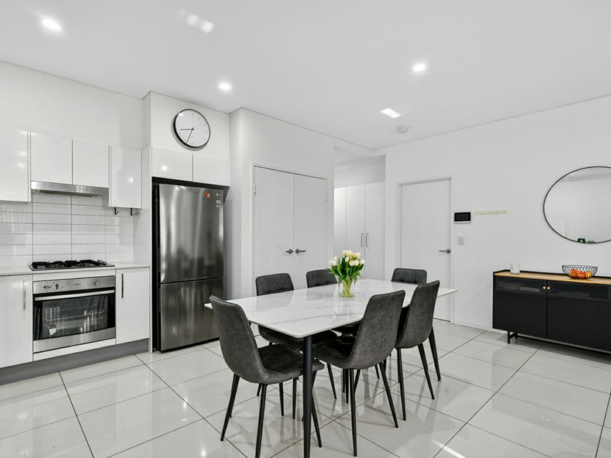 303/11 Junia Avenue, TOONGABBIE, Toongabbie - Thumbnail 3