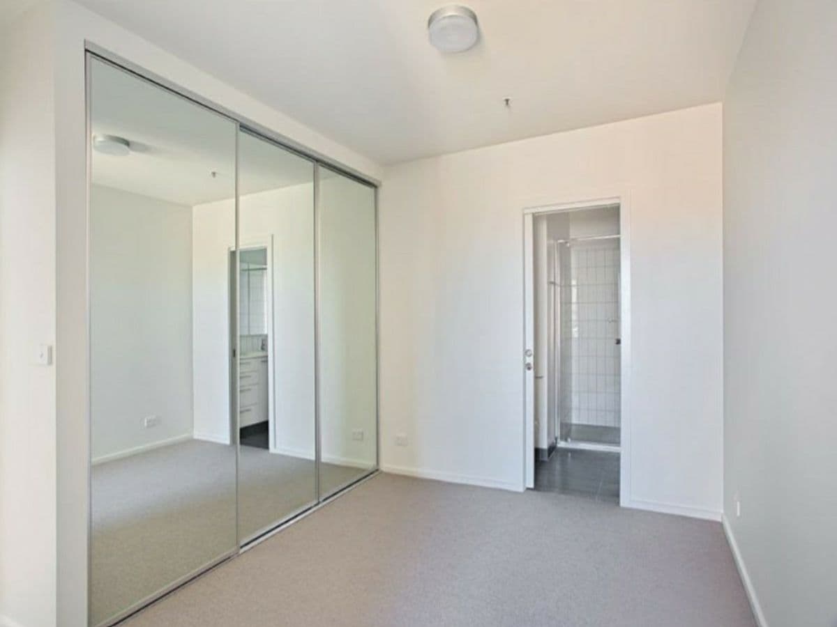215C/168 Victoria Road, NORTHCOTE, Northcote - Thumbnail 4
