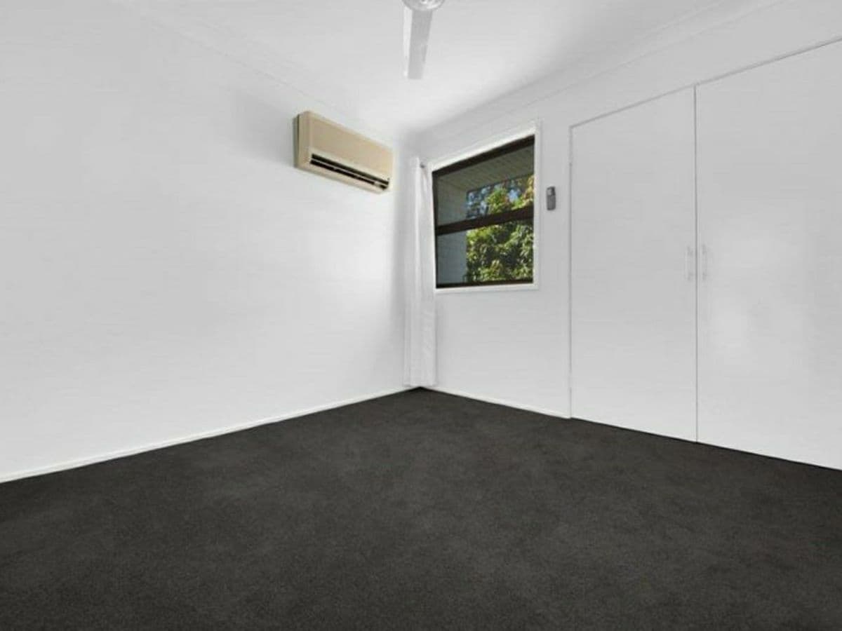 1 Bingera Street, CLINTON, Clinton - Thumbnail 8