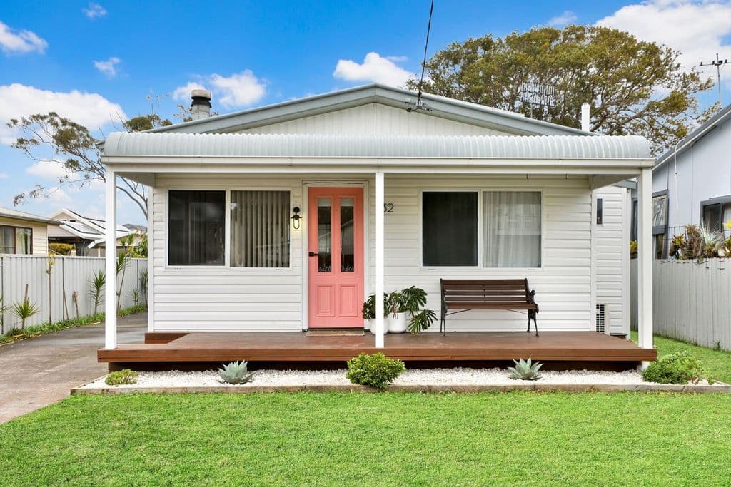 32 Davis Avenue, Davistown - Image 1
