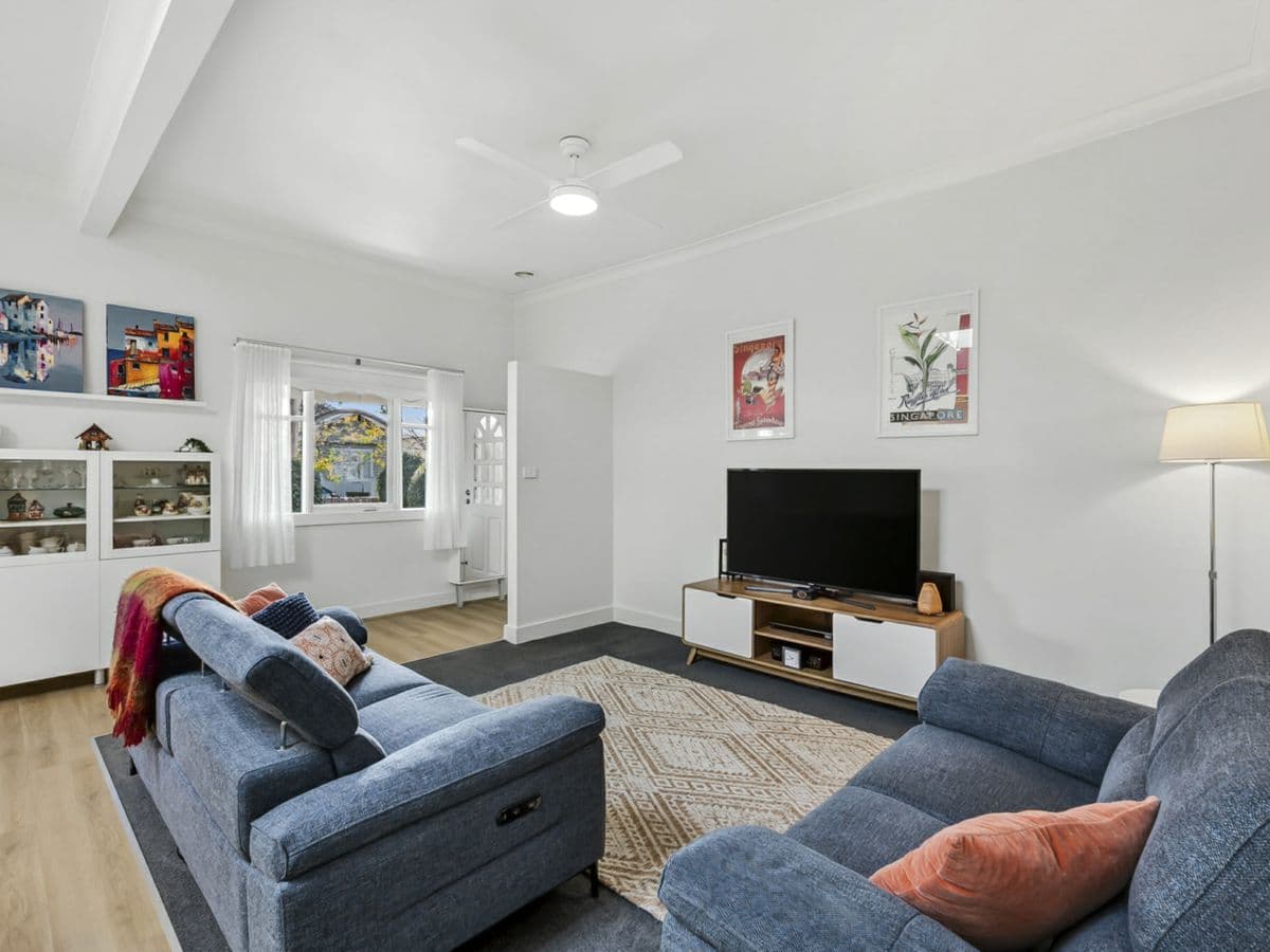 6 Grey Street, EAST GEELONG, East Geelong - Thumbnail 4