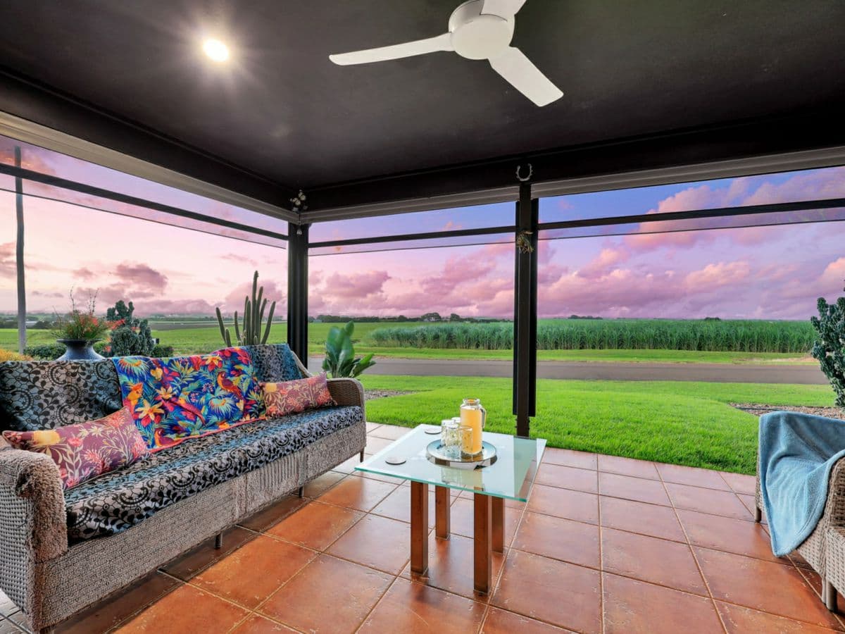 2 Linden Crescent, QUNABA, Qunaba - Thumbnail 2