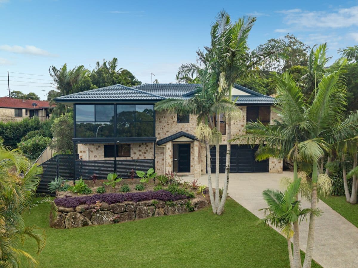 9 Bristol Circuit, GOONELLABAH, Goonellabah - Thumbnail 2