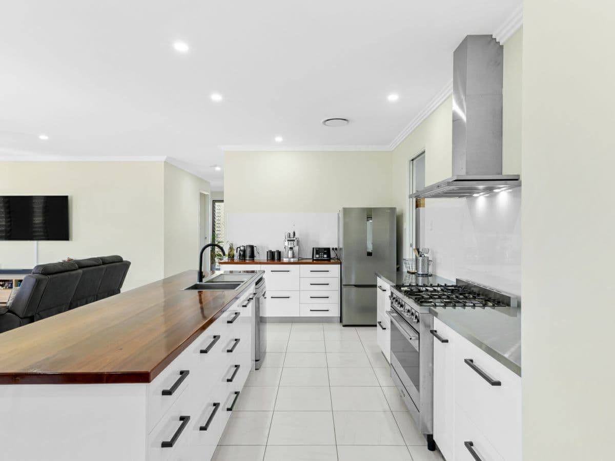 25 Sanderling Drive, BOONOOROO, Boonooroo - Thumbnail 3