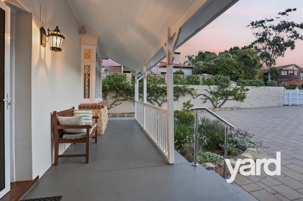 46 Westbury Crescent, Bicton WA, Bicton - Thumbnail 3