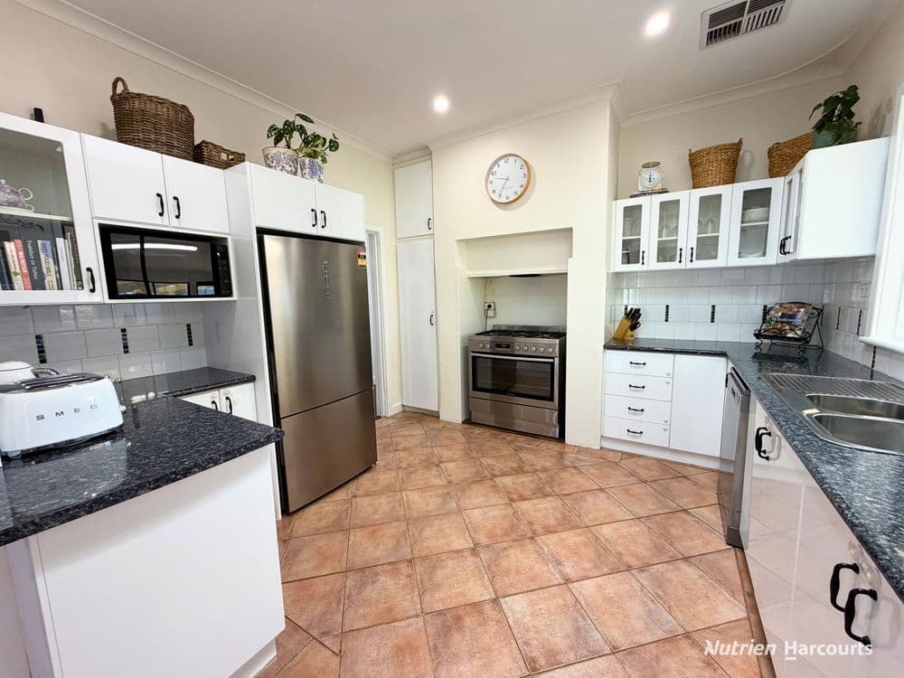 688 Cole Road, BRUCE ROCK, WA 6418, Bruce Rock - Thumbnail 3