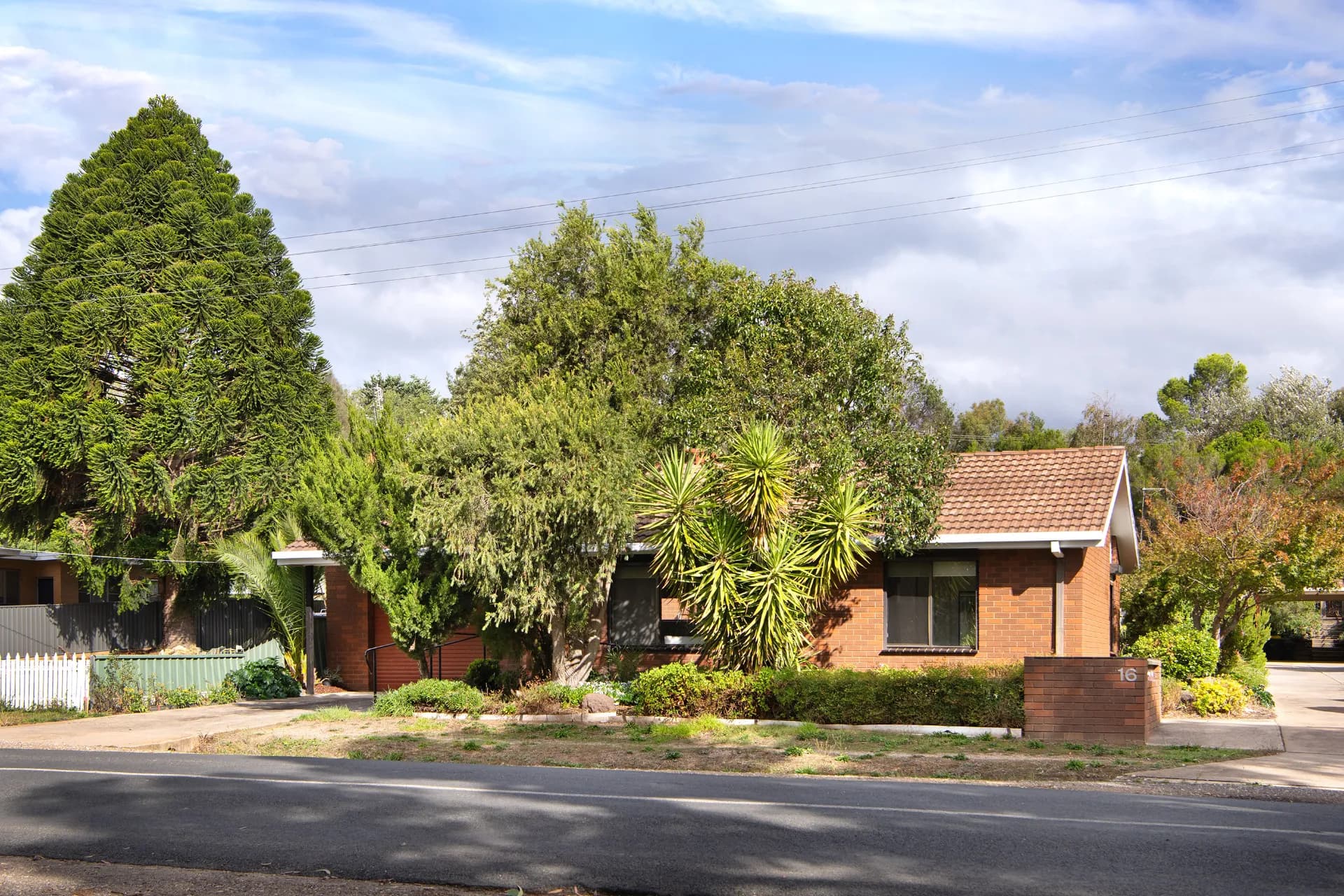 Unit 1/16 Greenhill Avenue, Castlemaine, VIC, Castlemaine - Image 1