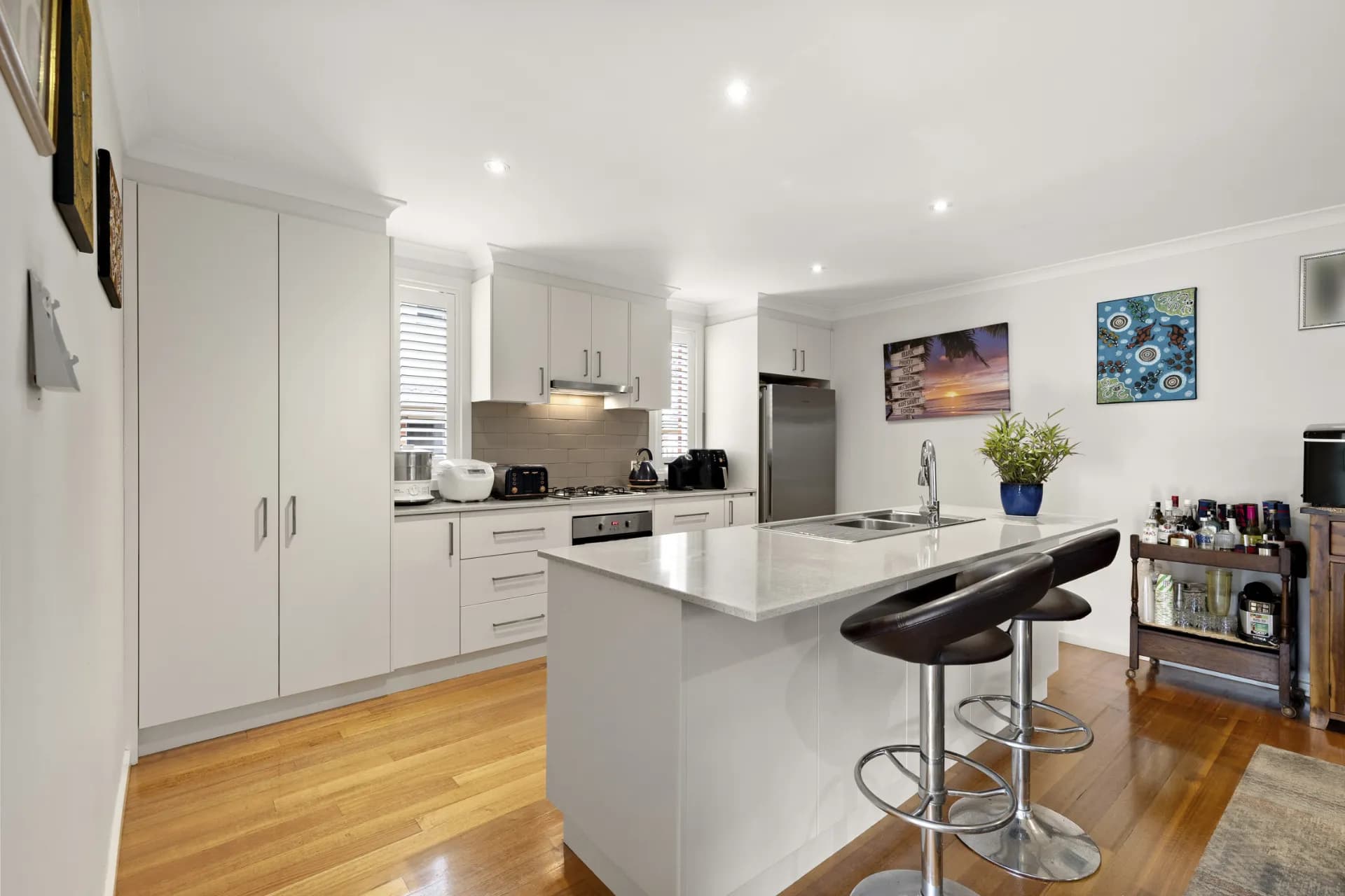 3/2A Frederick  Street, Croydon, VIC, Croydon - Thumbnail 2