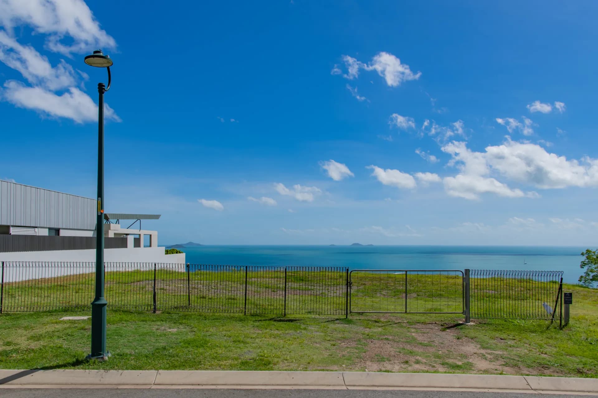 Lot 90 Seaview Drive, Airlie Beach, QLD, Airlie Beach - Thumbnail 2