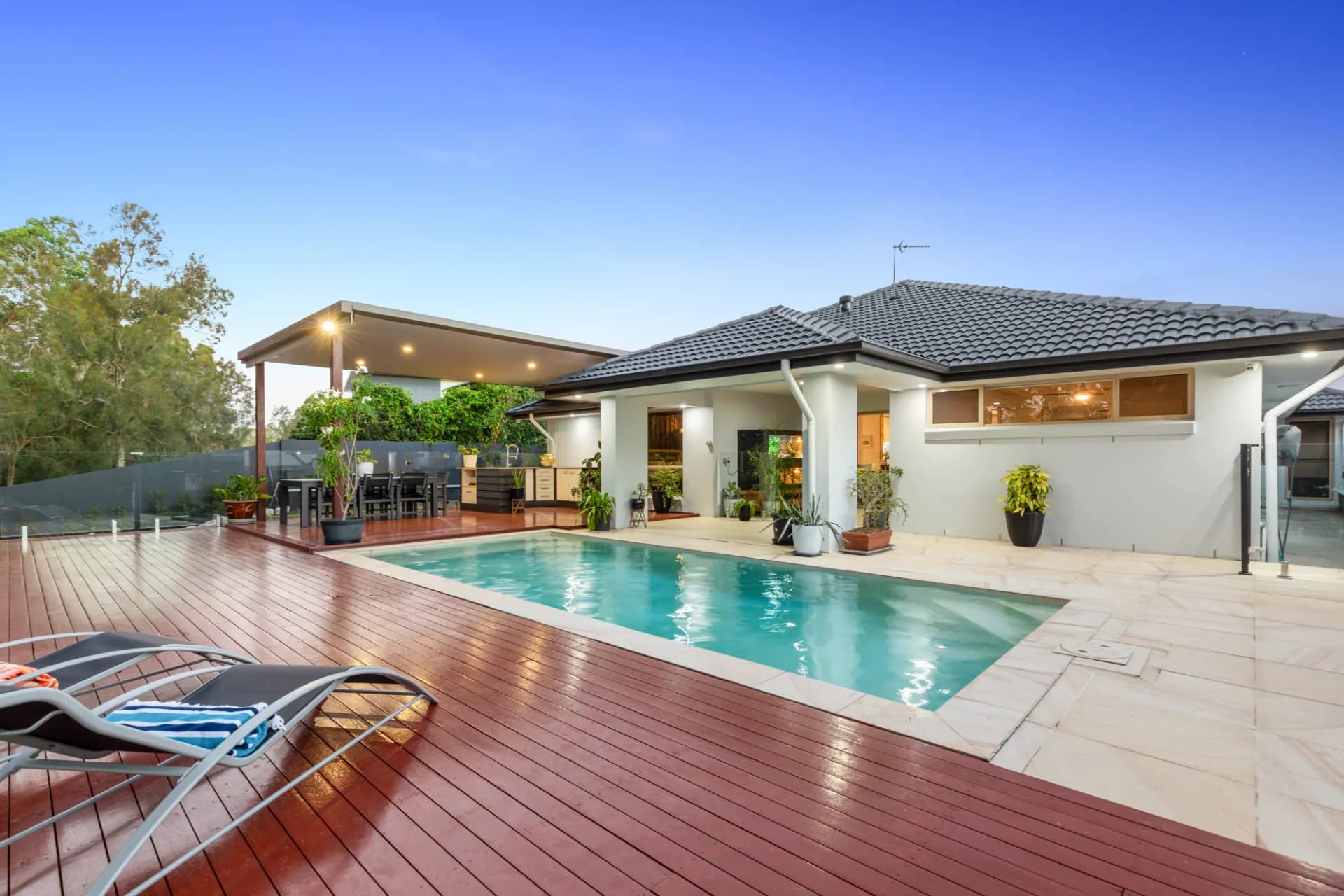 16 Waterside Esplanade, Helensvale, QLD, Helensvale - Thumbnail 5