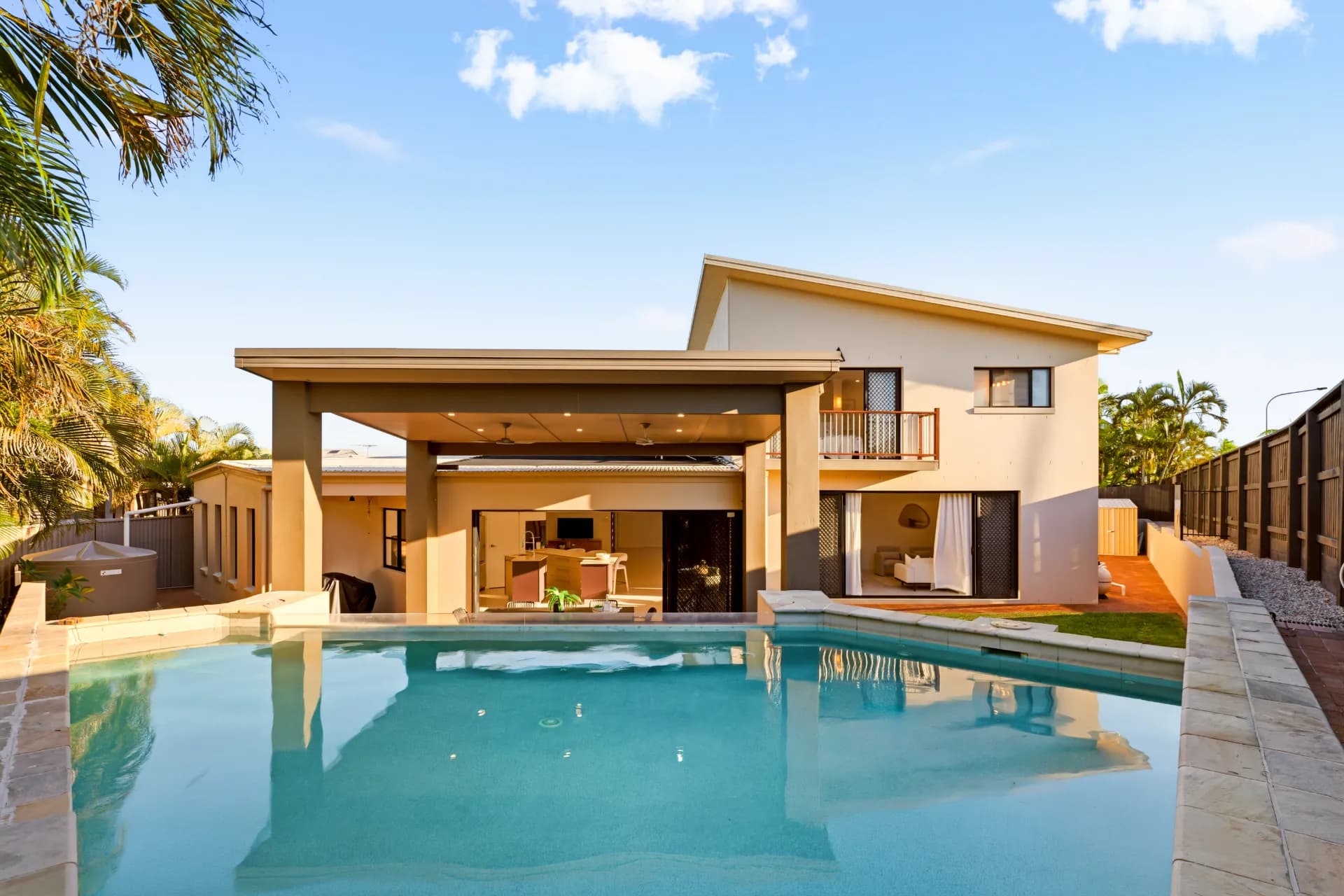 29 Aurora Place, Newport, QLD, Newport - Thumbnail 2