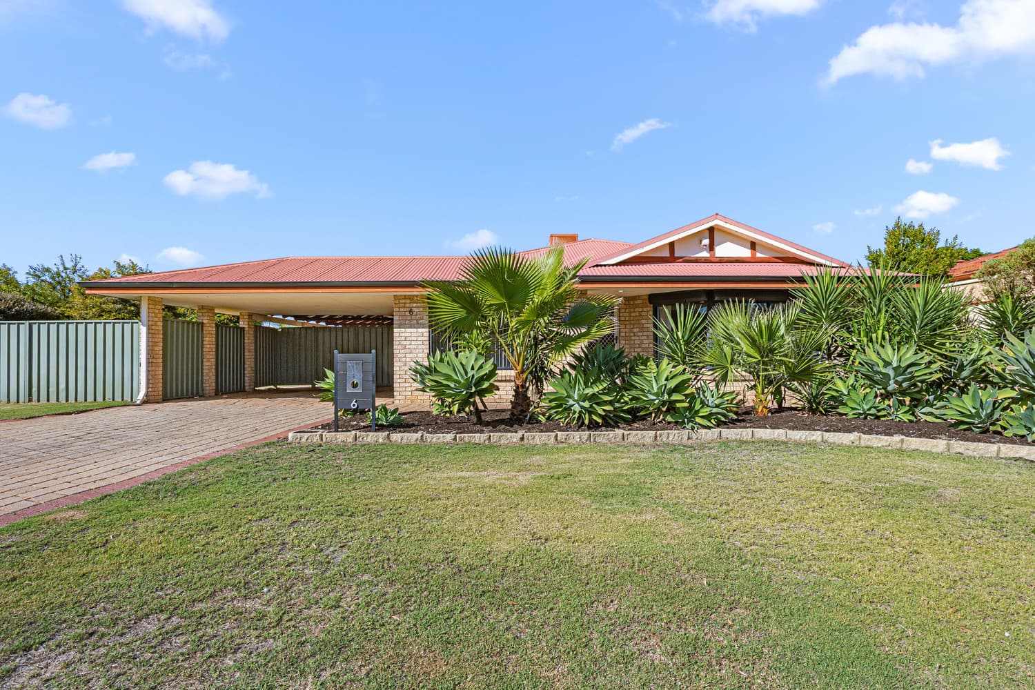 6 Dusenberg Mews, Atwell WA 6164, Atwell - Image 1