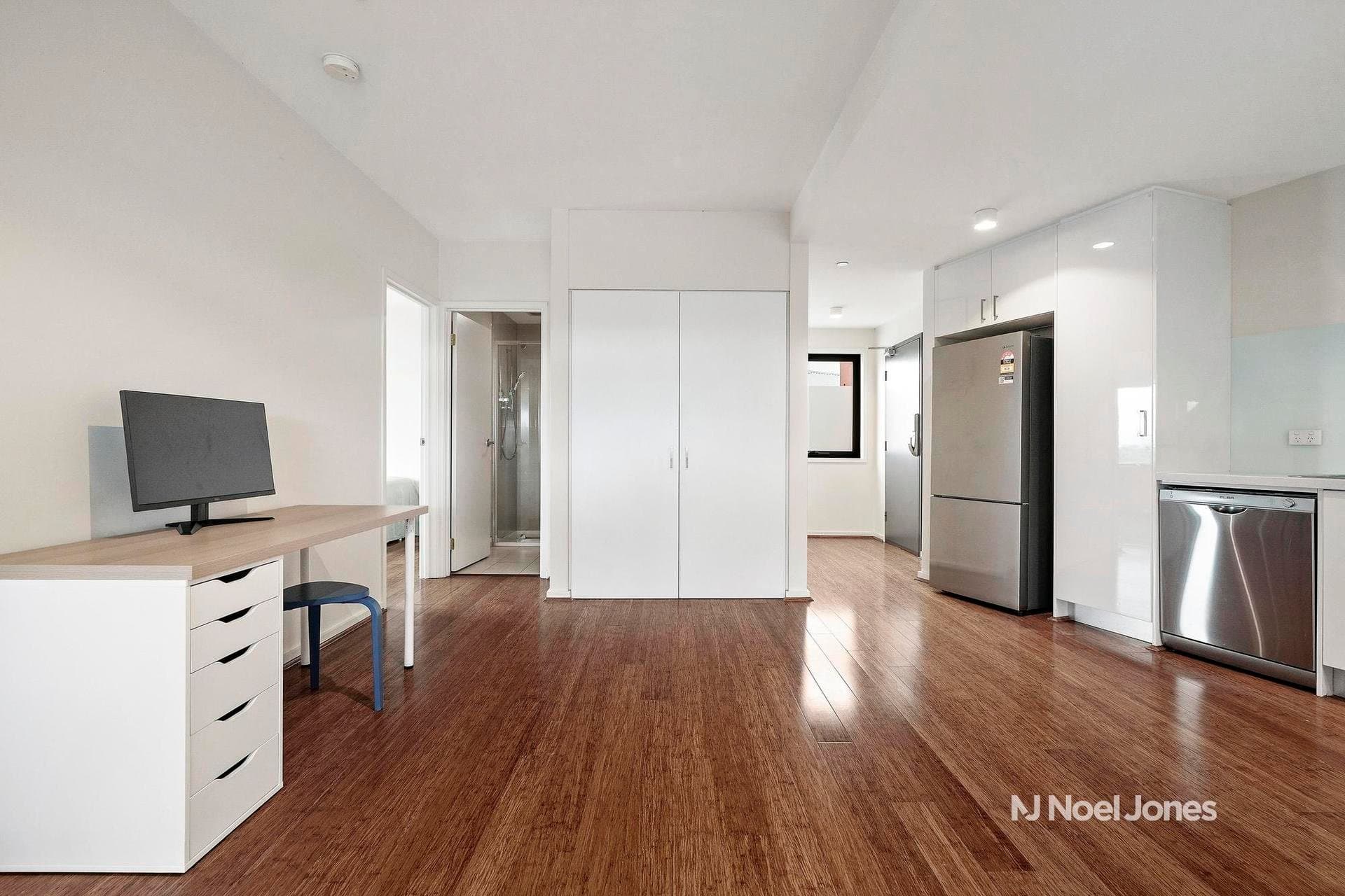 214/569 Whitehorse Road, Mitcham - Thumbnail 5
