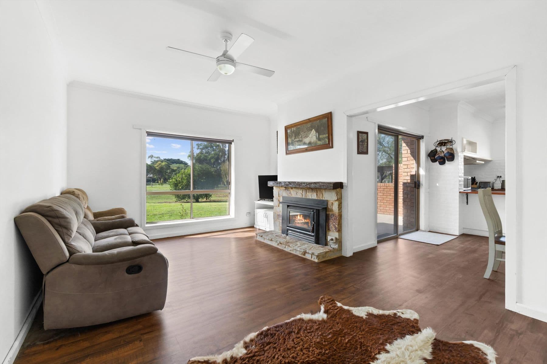41 Tudors Lane, Denison, Denison - Thumbnail 4