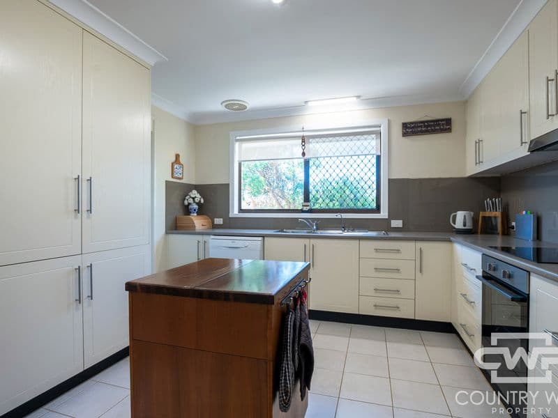 121-123 Oliver Street, Glen Innes, Glen Innes - Thumbnail 4