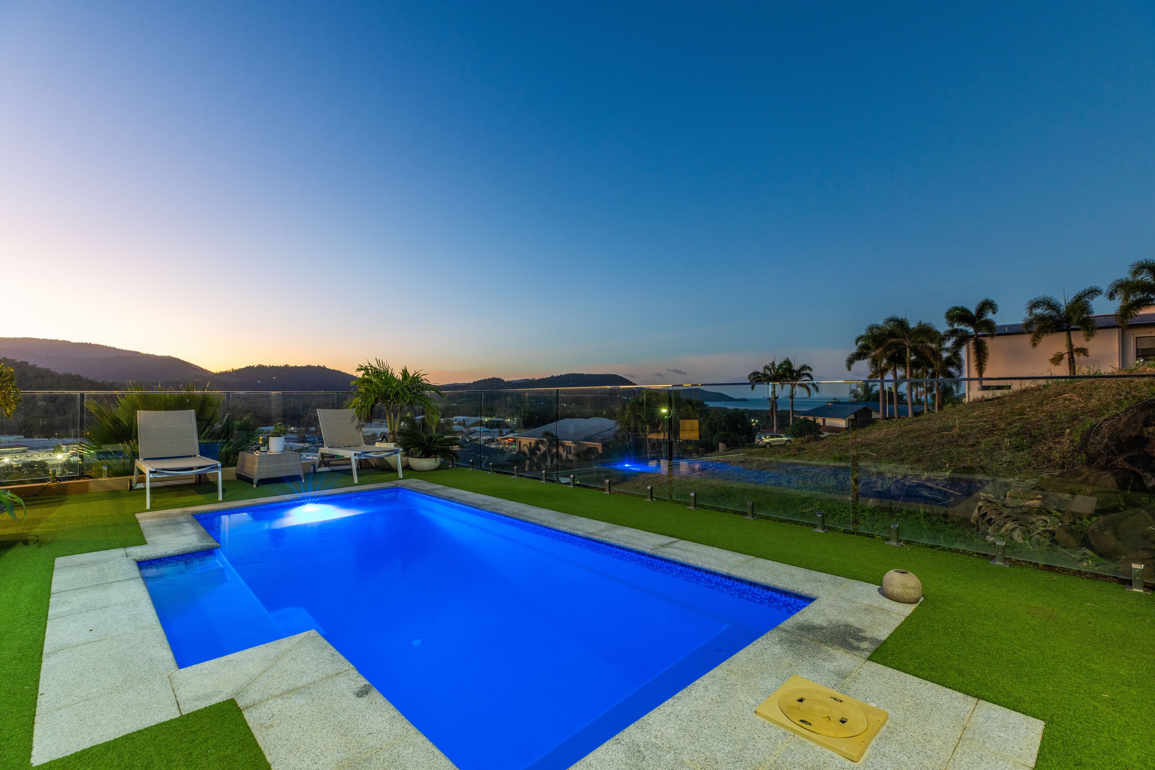 11 Whitehaven Crescent, Cannonvale - Thumbnail 4