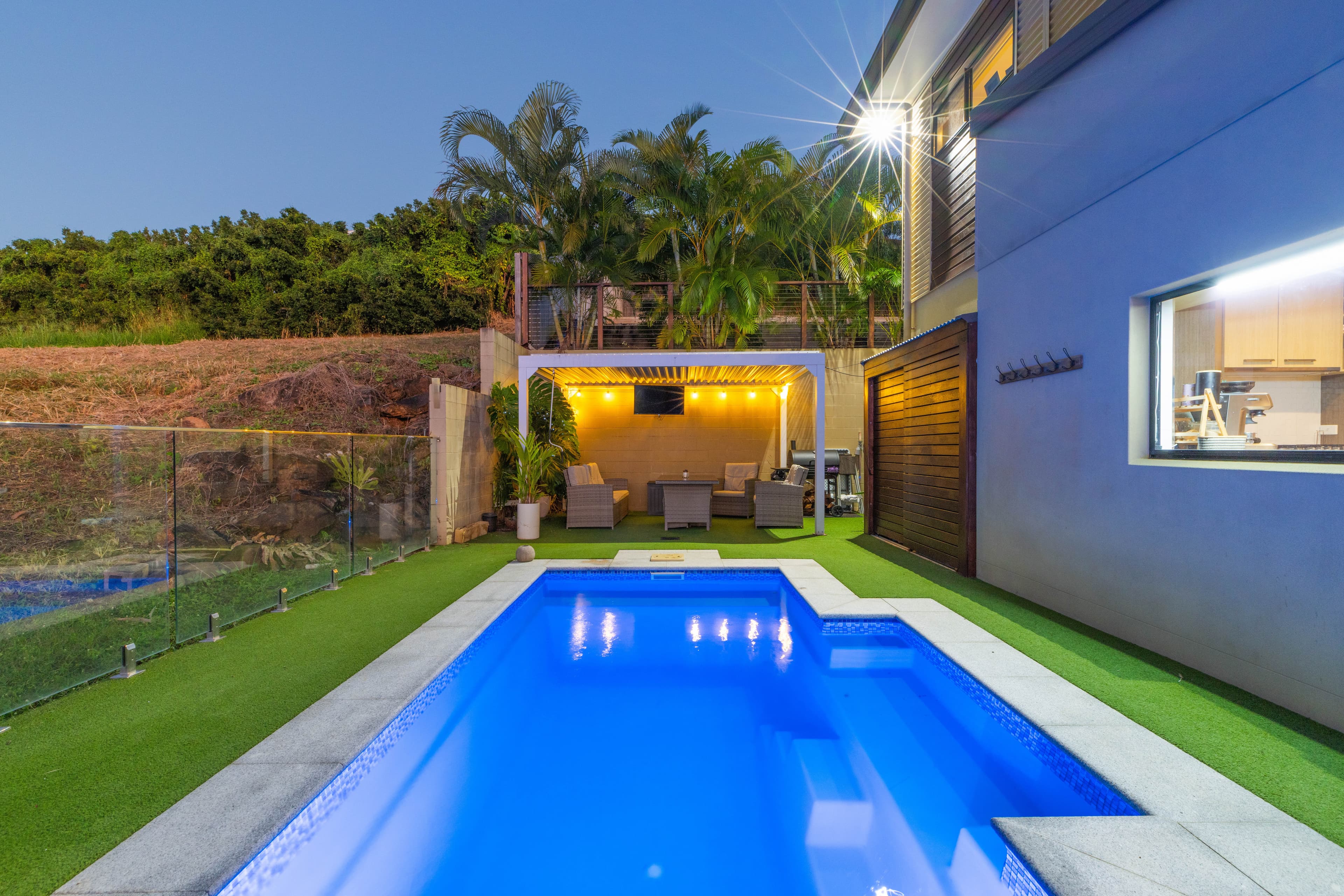 11 Whitehaven Crescent, Cannonvale - Thumbnail 5