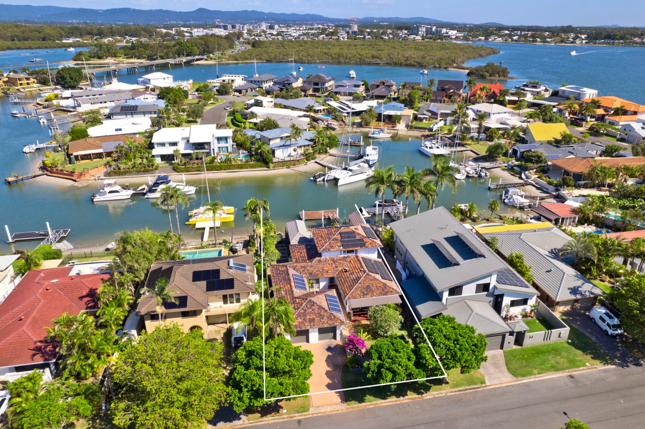 64 O'Grady Drive, Paradise Point QLD 4216, Paradise Point - Image 1