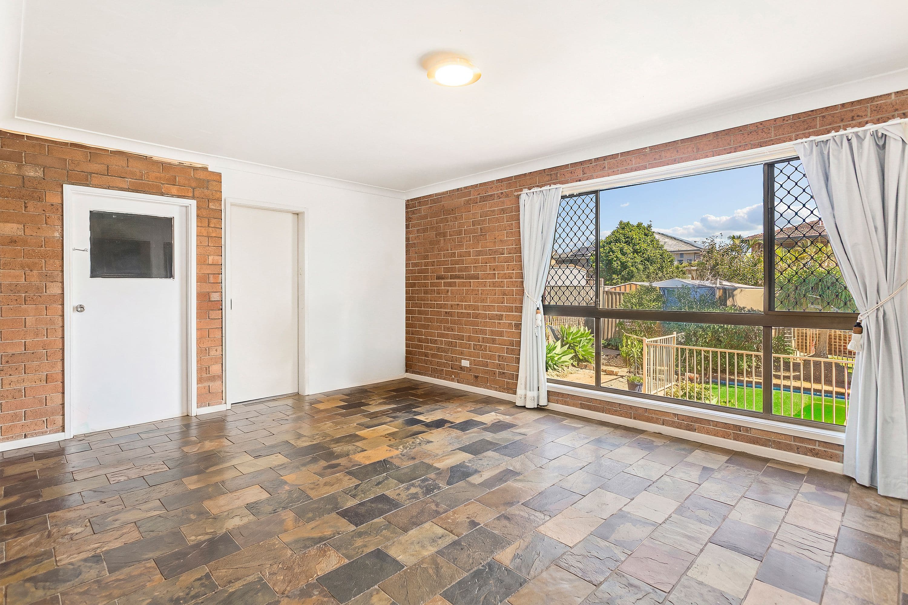 61 Madigan Boulevard, Mount Warrigal NSW 2528, Mount Warrigal - Thumbnail 3
