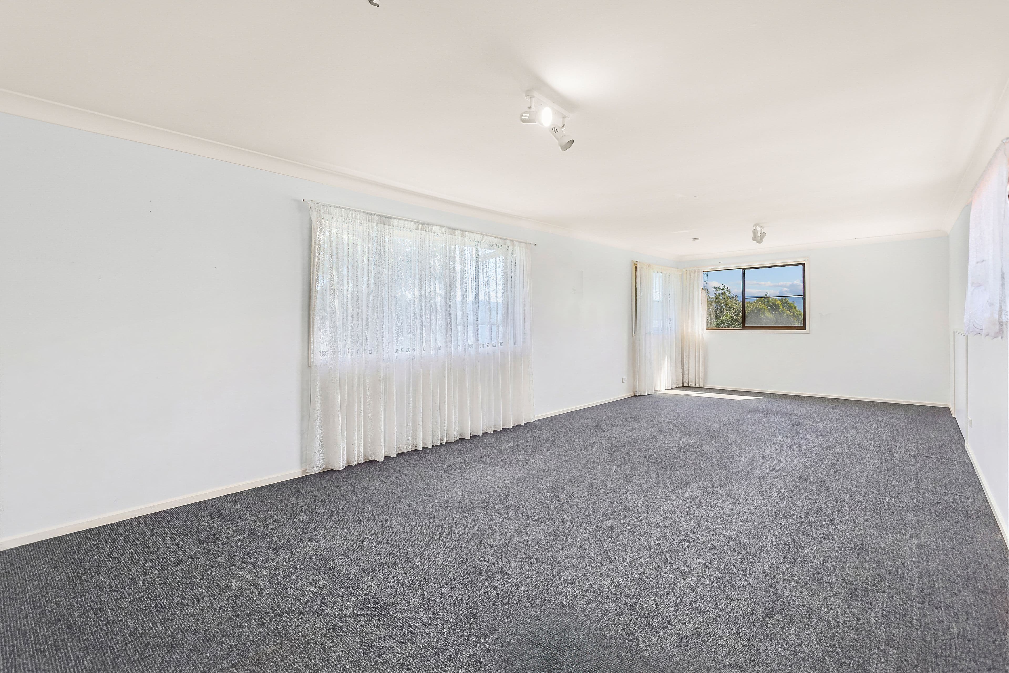61 Madigan Boulevard, Mount Warrigal NSW 2528, Mount Warrigal - Thumbnail 6