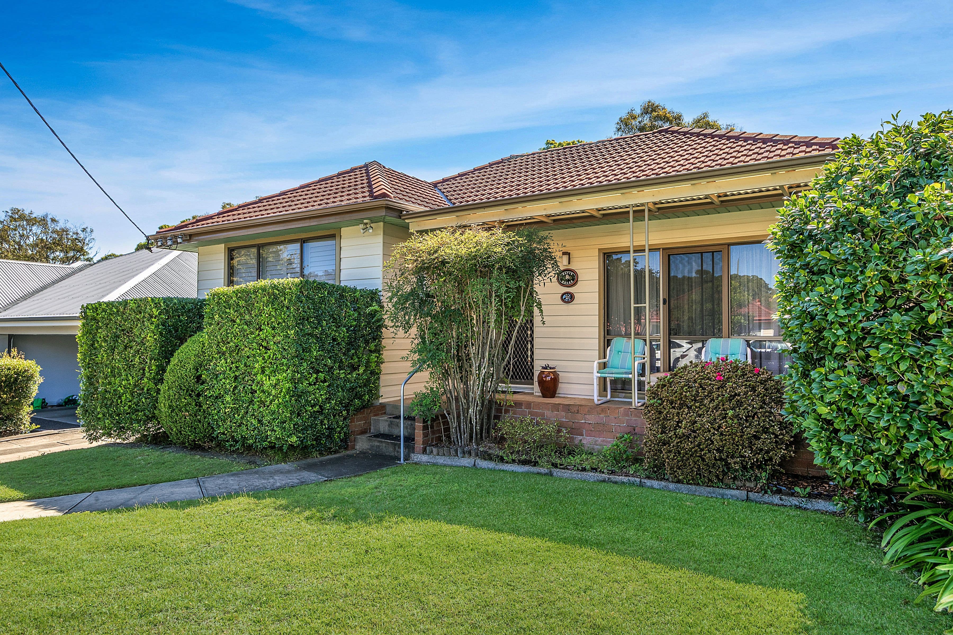 46 Sheridan Avenue, Adamstown Heights NSW 2289, Adamstown Heights - Thumbnail 2