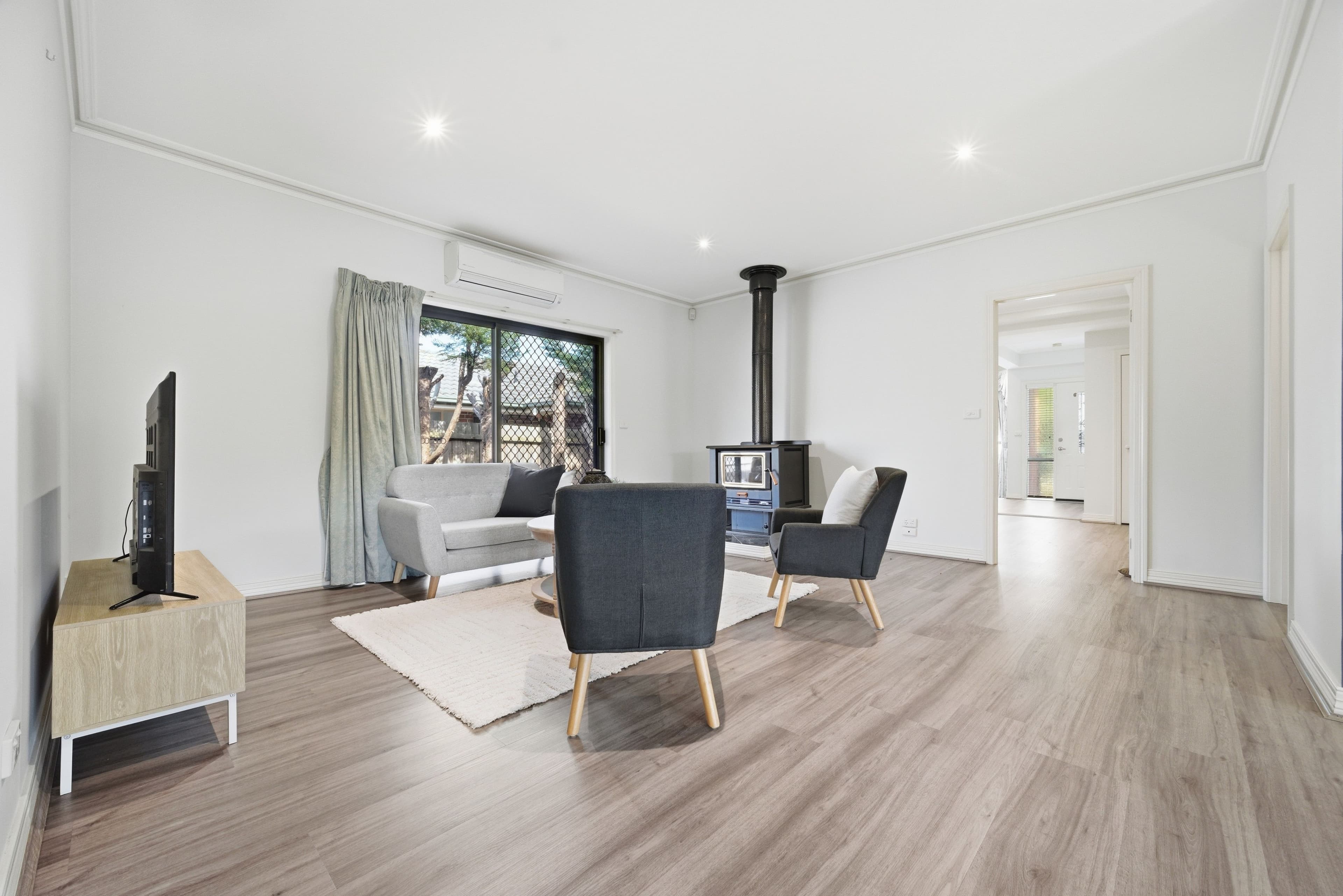 54 Bellevue Drive, Berwick VIC 3806, Berwick - Thumbnail 7