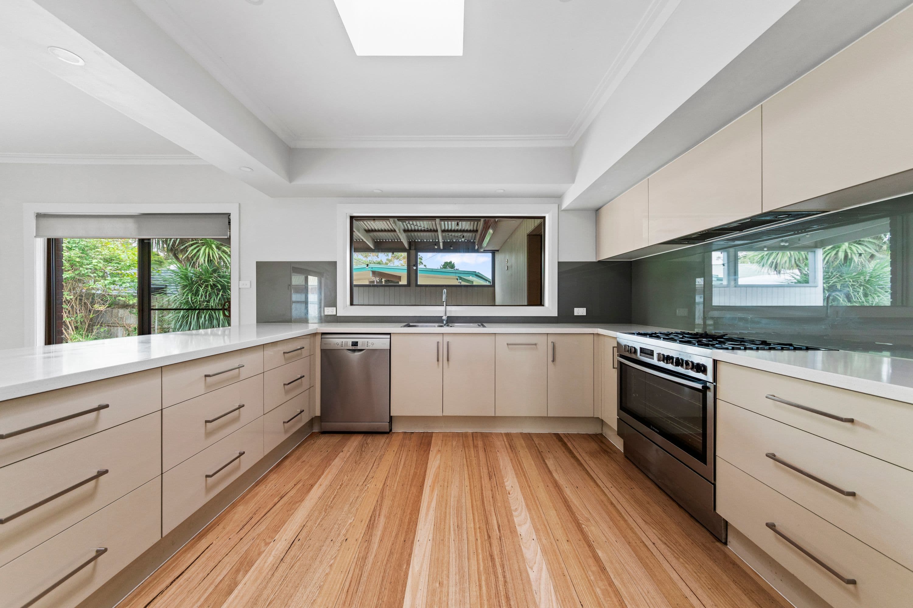 37 Tivendale Road, Officer VIC 3809, Officer - Thumbnail 5