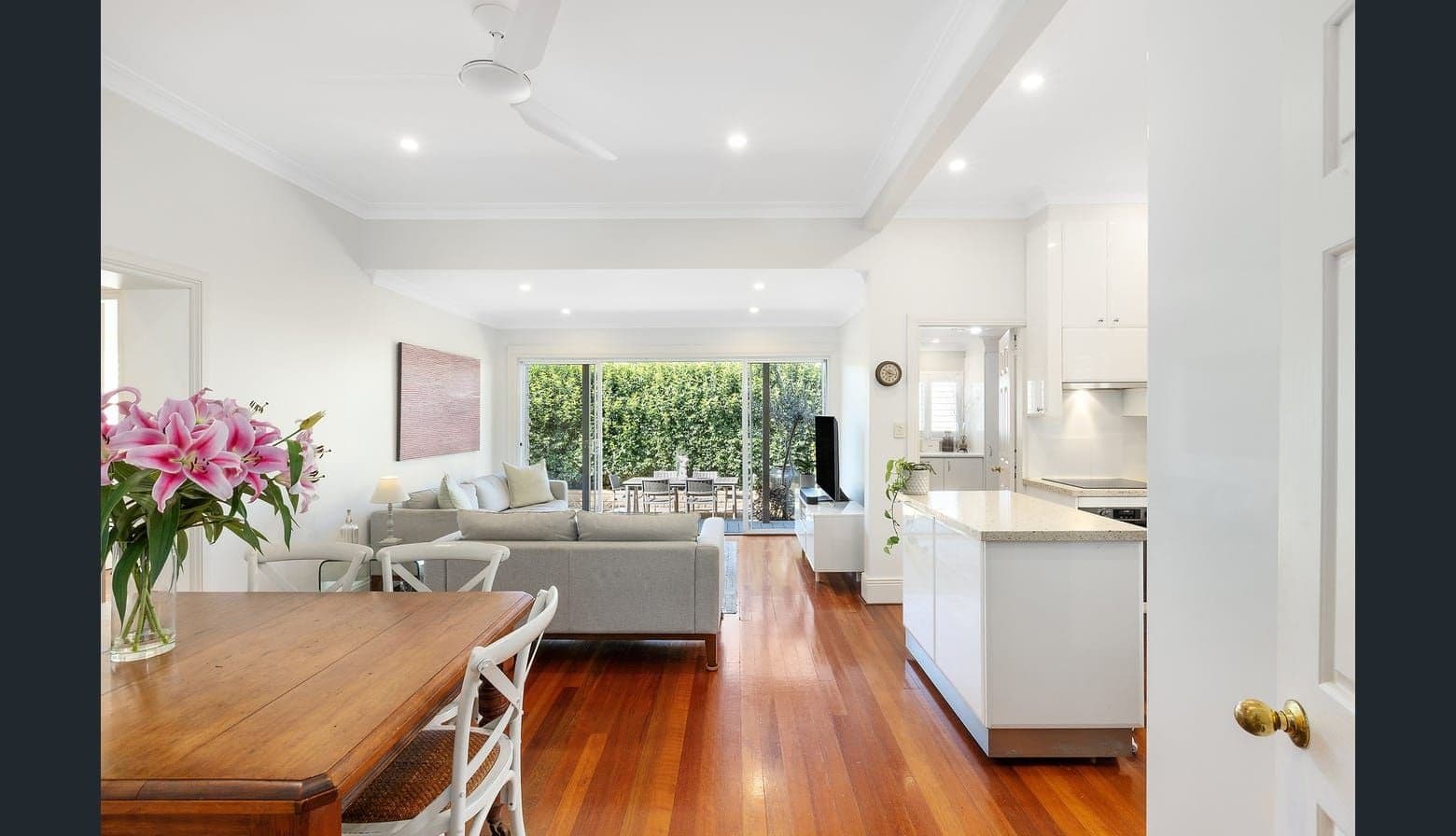 18 Crabbes Avenue, Willoughby, Willoughby - Thumbnail 5
