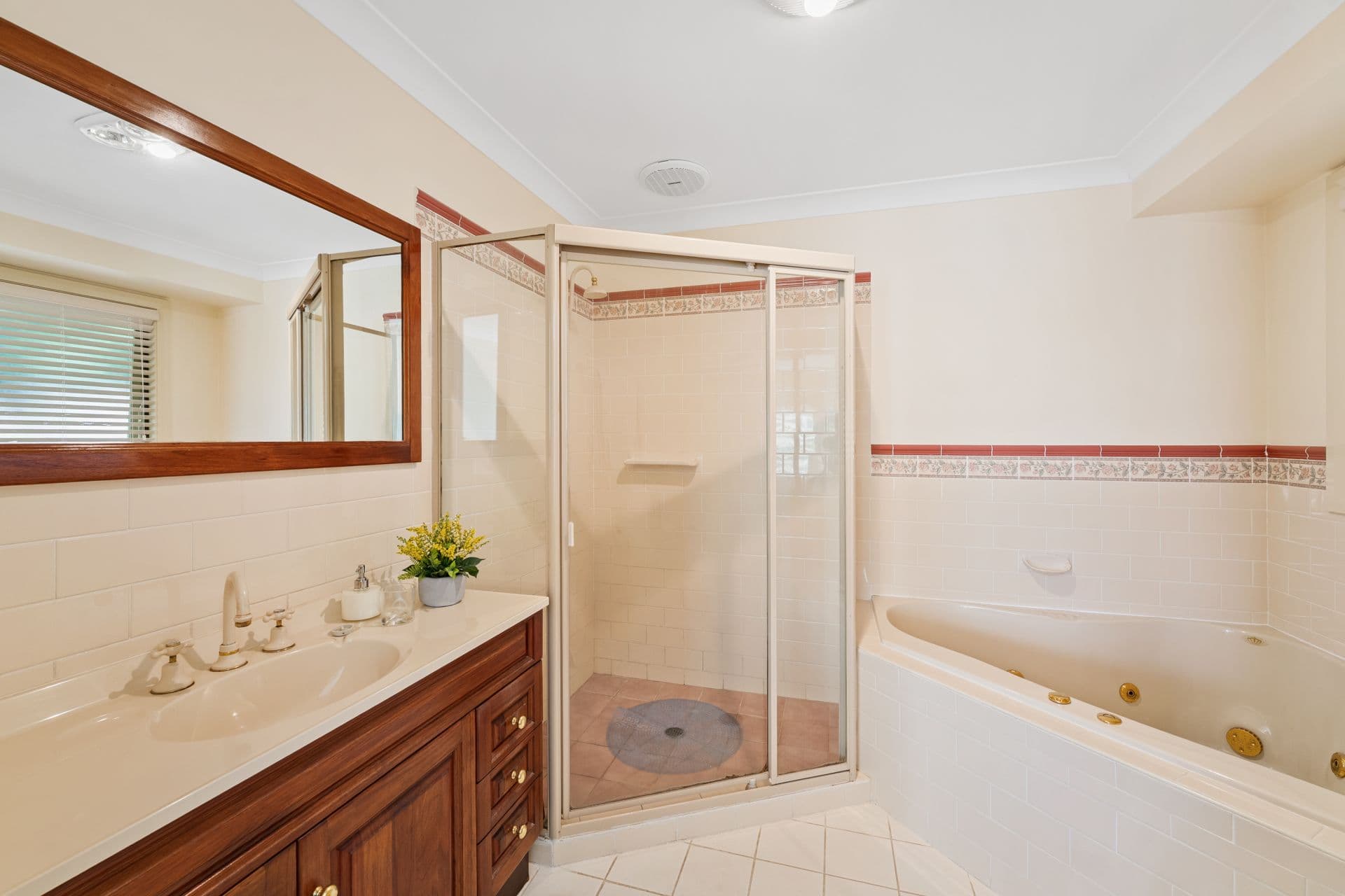 35 Hillgrove Close, Ourimbah, Ourimbah - Thumbnail 8