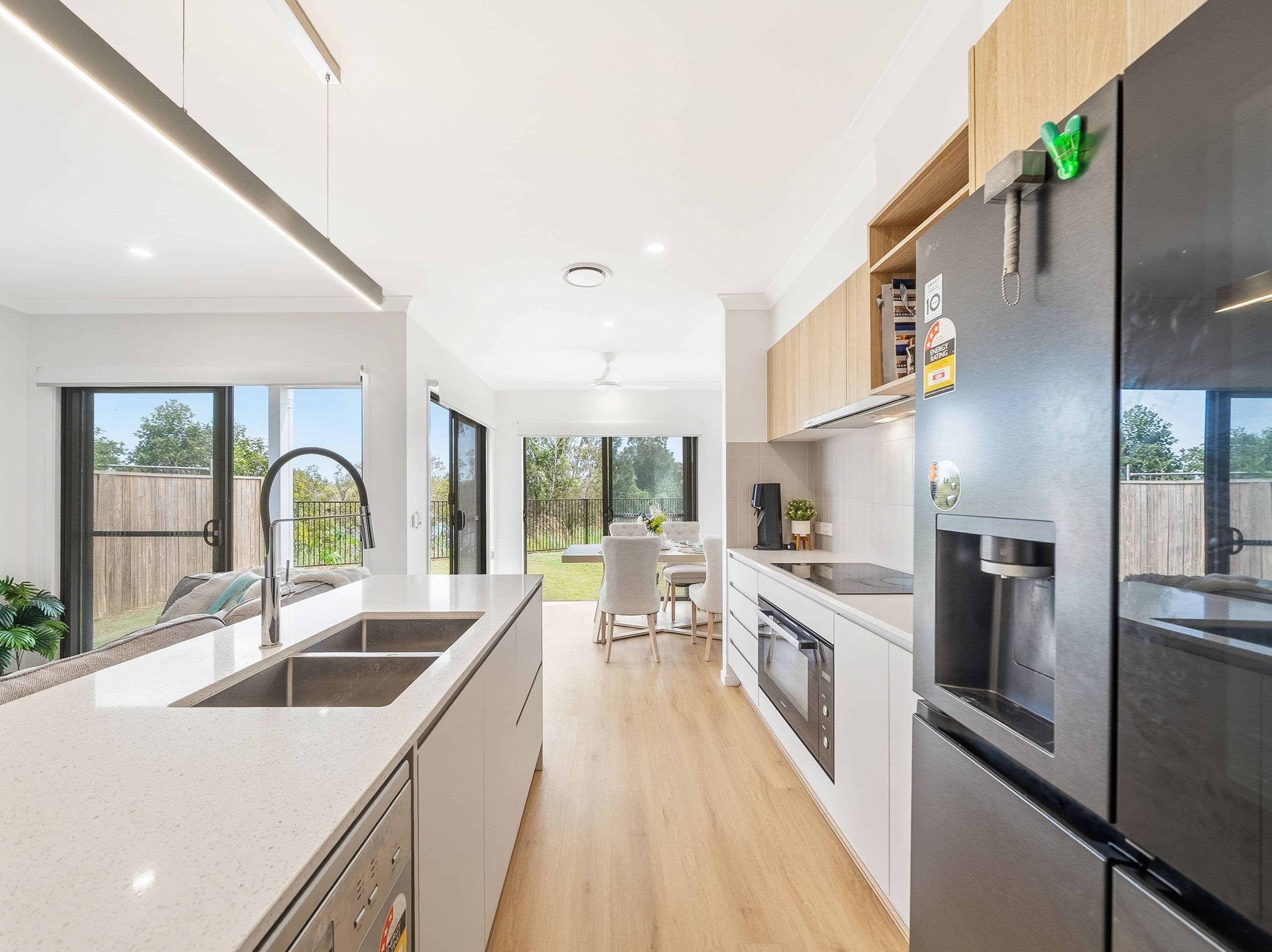 14 River Cove Circuit, Murrumba Downs QLD 4503, Murrumba Downs - Thumbnail 7