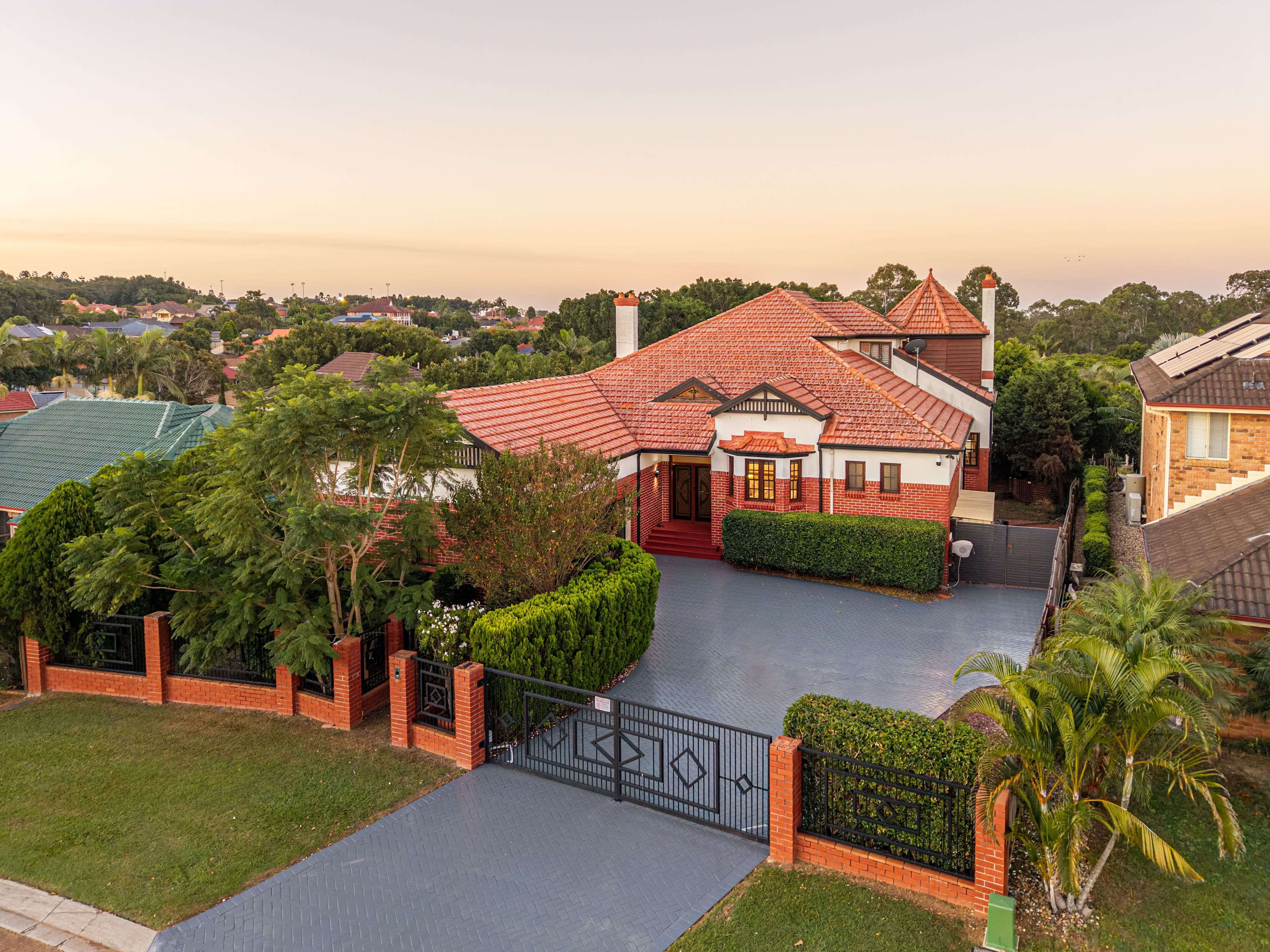 7 Hawkhurst Court, Murrumba Downs QLD 4503, Murrumba Downs - Image 1