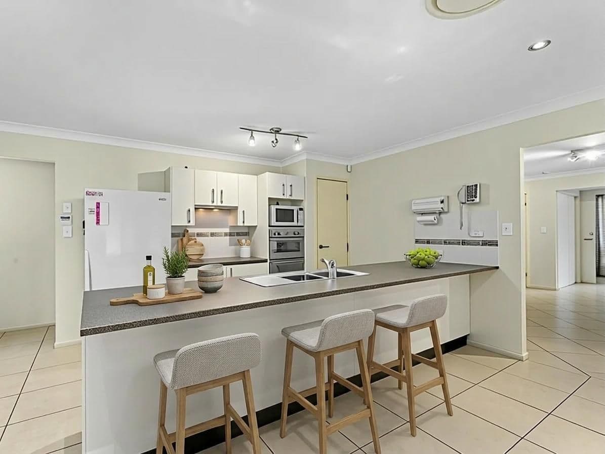 27 Canopus Street, Bridgeman Downs QLD 4035, Bridgeman Downs - Thumbnail 5