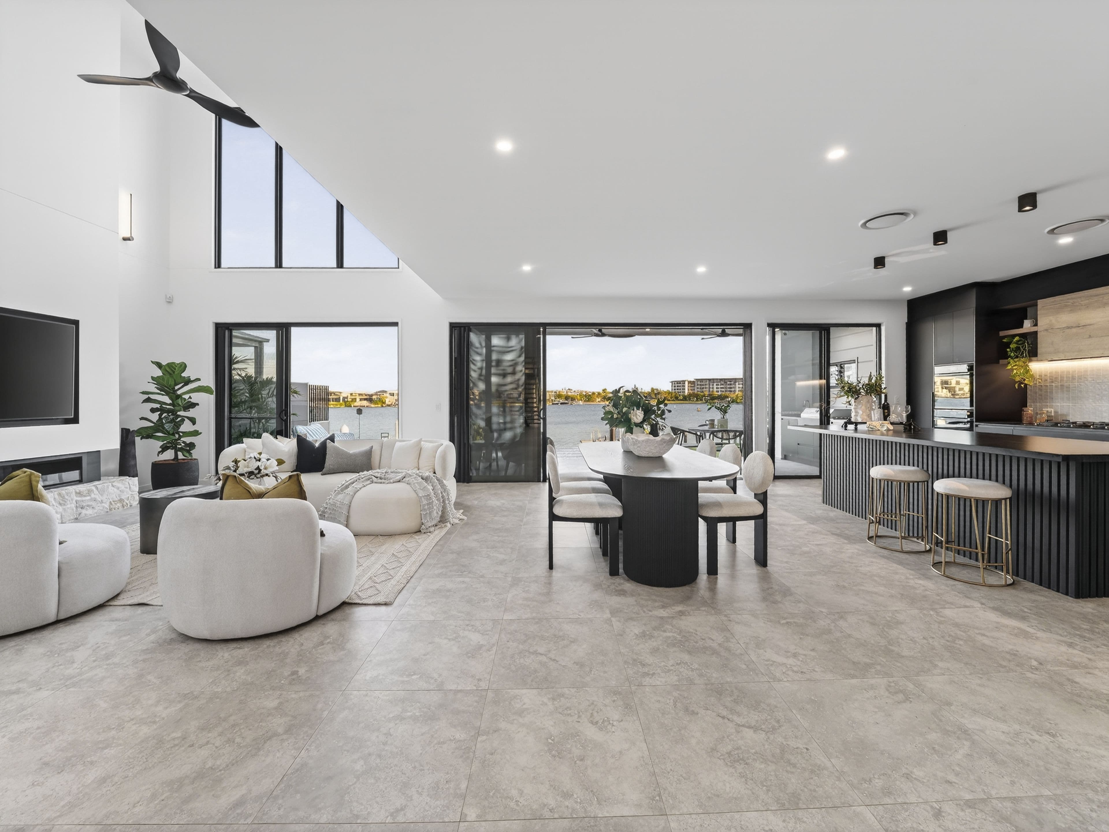 166 Coolum Parade, Newport QLD 4020, Newport - Thumbnail 3