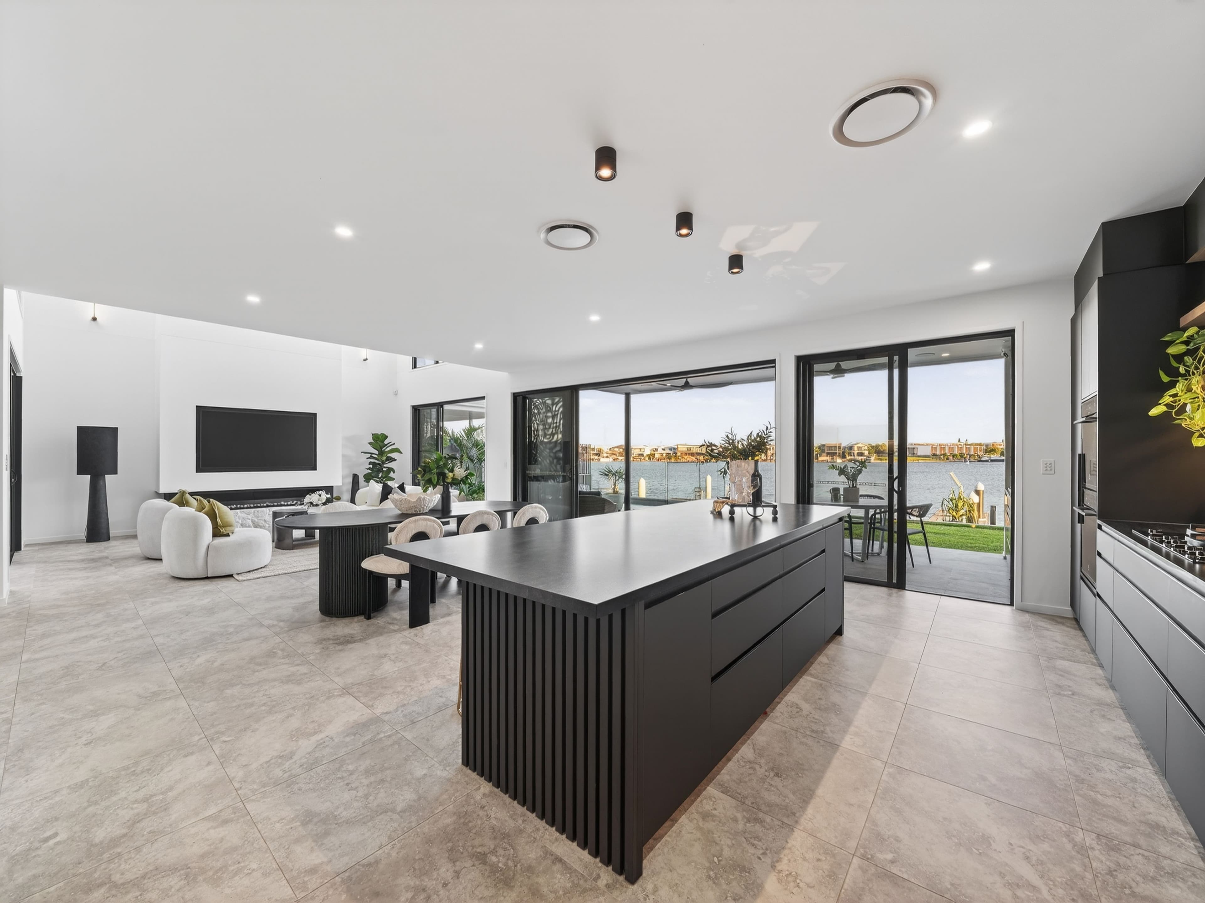 166 Coolum Parade, Newport QLD 4020, Newport - Thumbnail 6