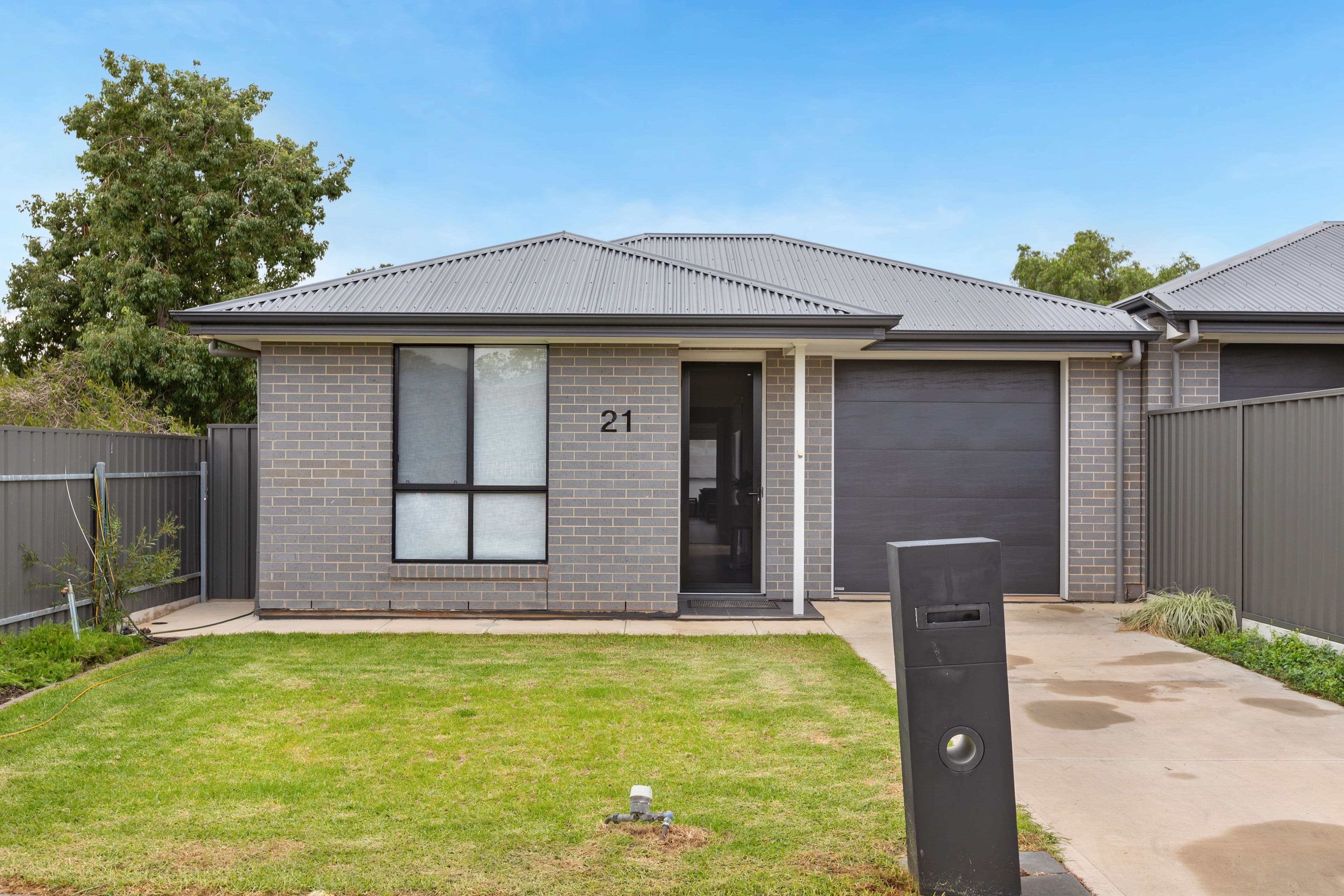 21 Mary Street, Smithfield SA 5114, Smithfield - Image 1